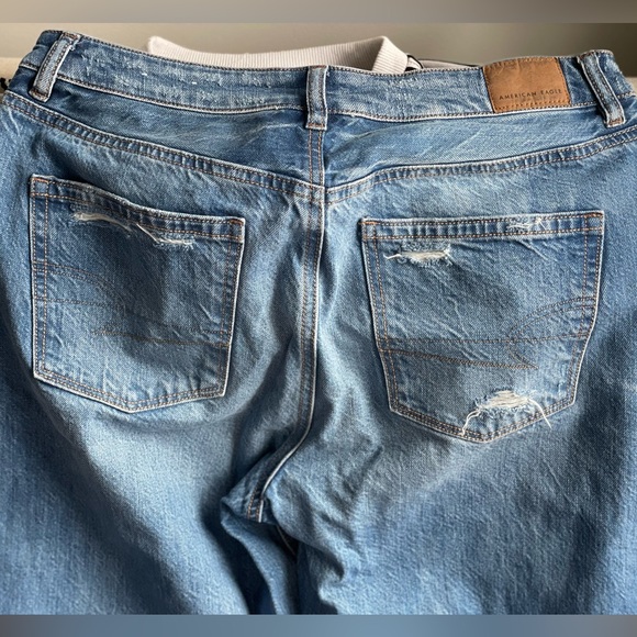 American Eagle Mom-Jeans NWT size 8 regular - Picture 2 of 5